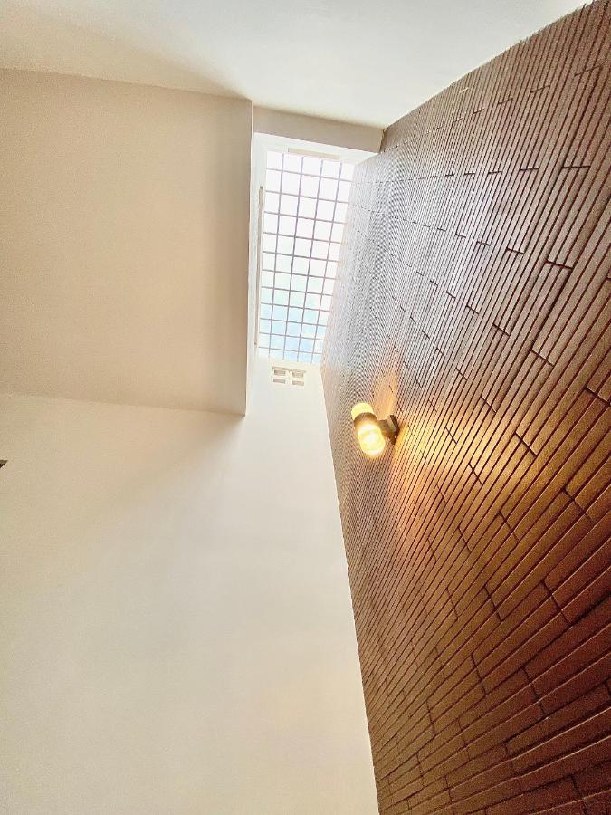 Emma House - With Cinema - Near My An Beach Apartment Da Nang