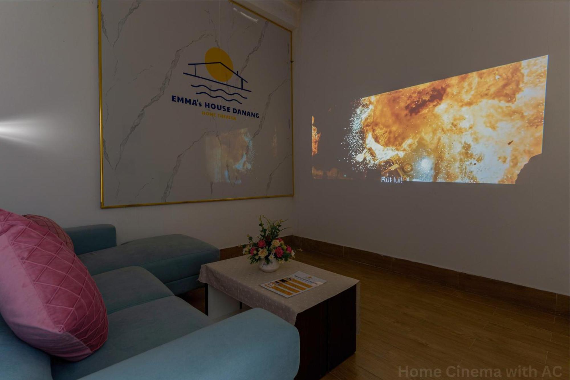 Apartment Emma House - With Cinema - Near My An Beach Da Nang